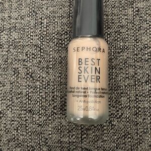 NEW & SEALED Sephora Best Skin Ever Long Wear Foundation - Color 26N - Full Size